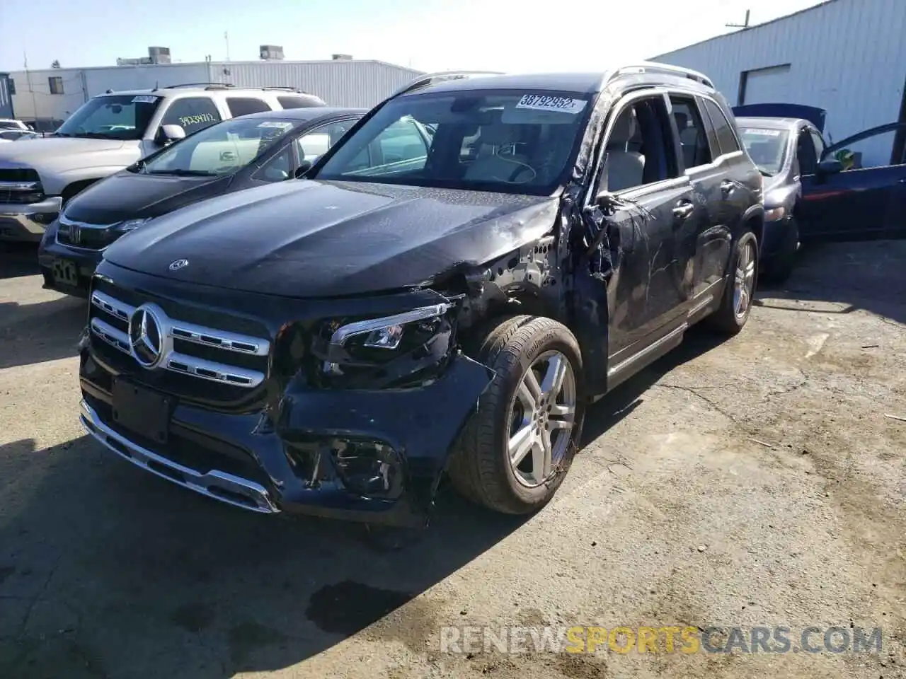 2 Photograph of a damaged car WDC4M4GB8LW003552 MERCEDES-BENZ GLB-CLASS 2020