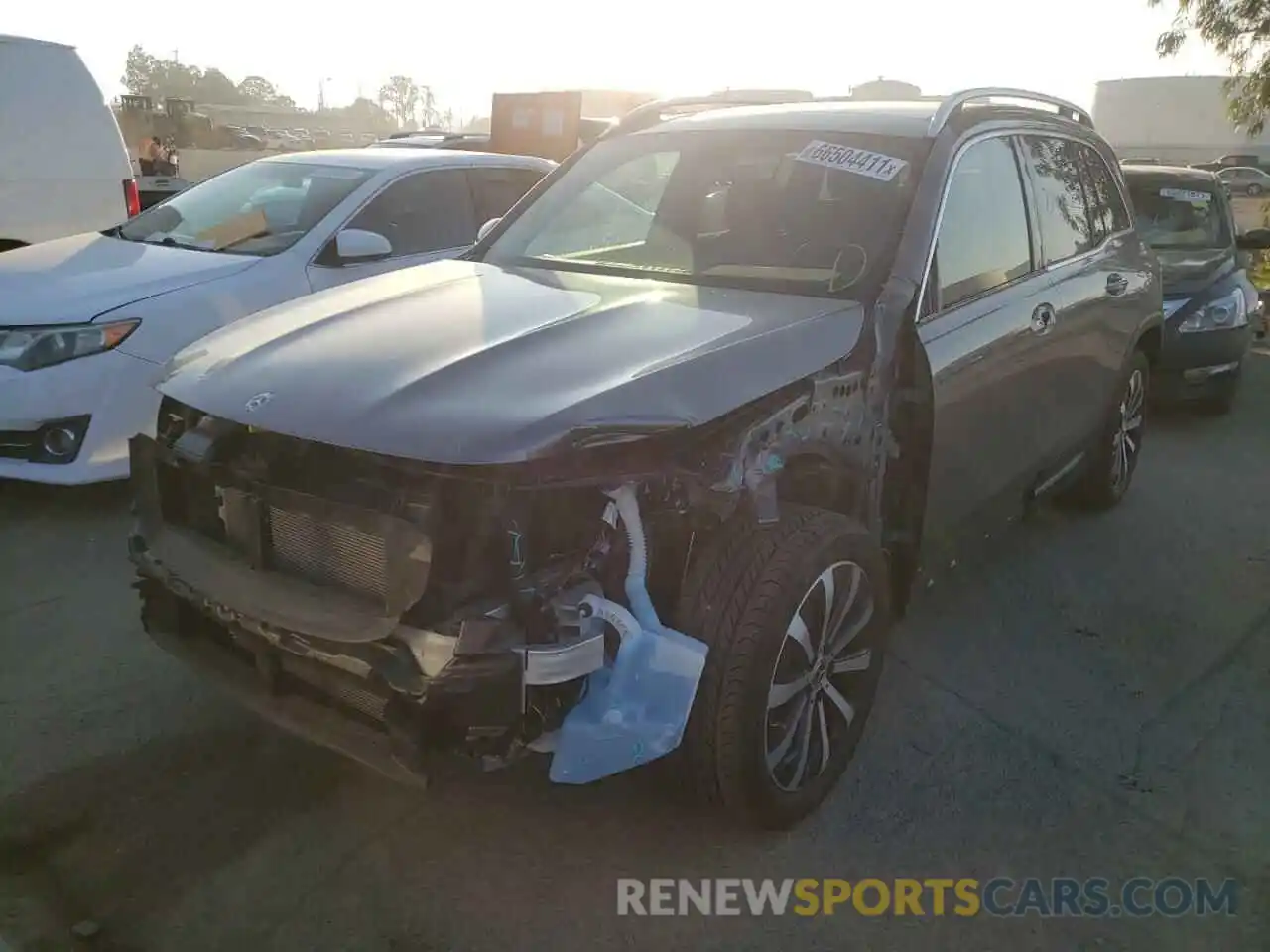 2 Photograph of a damaged car WDC4M4HB0LW012423 MERCEDES-BENZ GLB-CLASS 2020