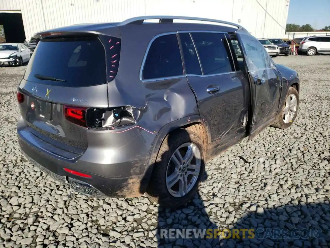 4 Photograph of a damaged car WDC4M4HB4LW007158 MERCEDES-BENZ GLB-CLASS 2020