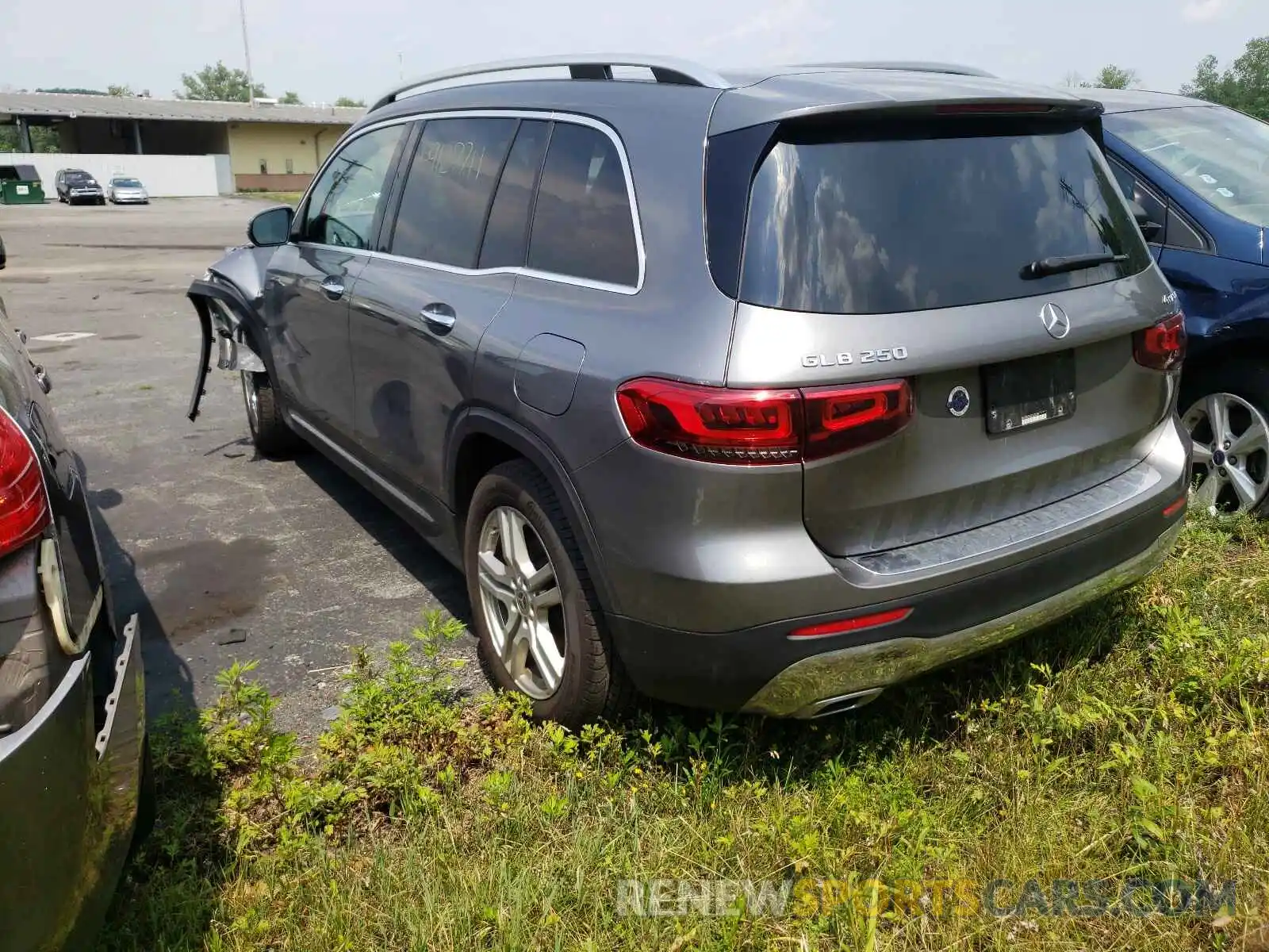 3 Photograph of a damaged car WDC4M4HB6LW006285 MERCEDES-BENZ GLB-CLASS 2020