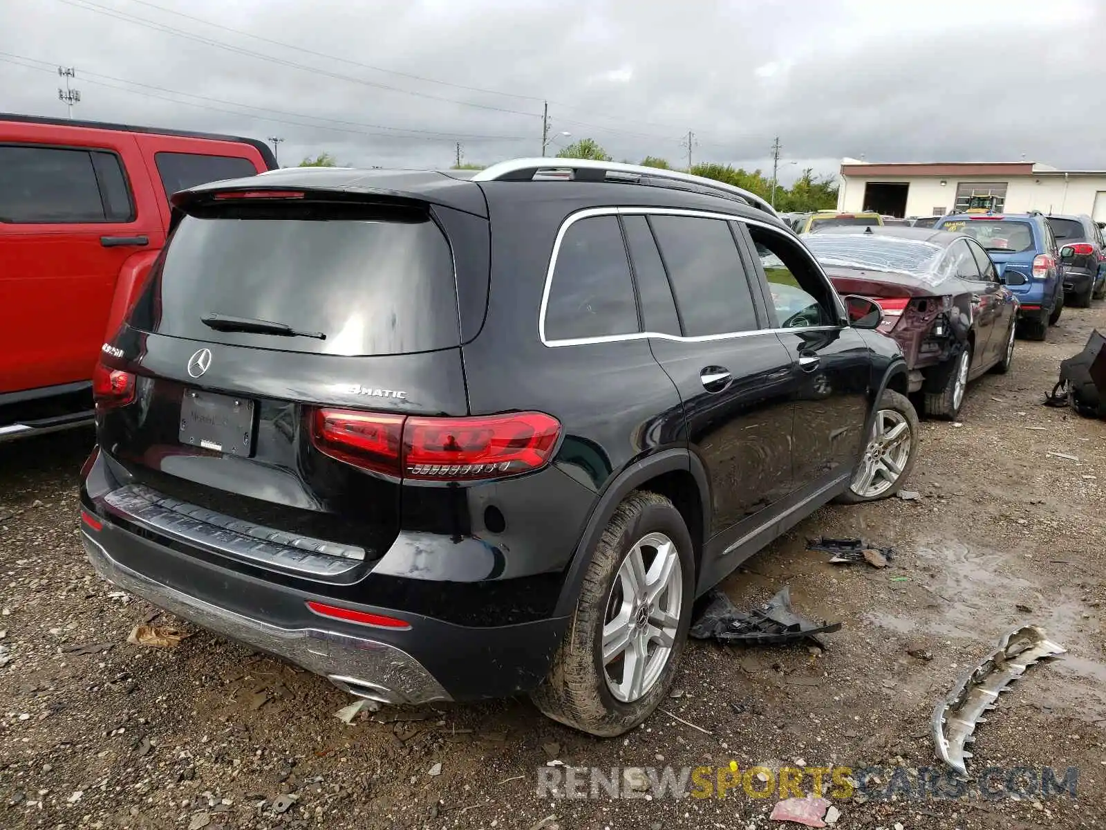 4 Photograph of a damaged car WDC4M4HB9LW010167 MERCEDES-BENZ GLB-CLASS 2020