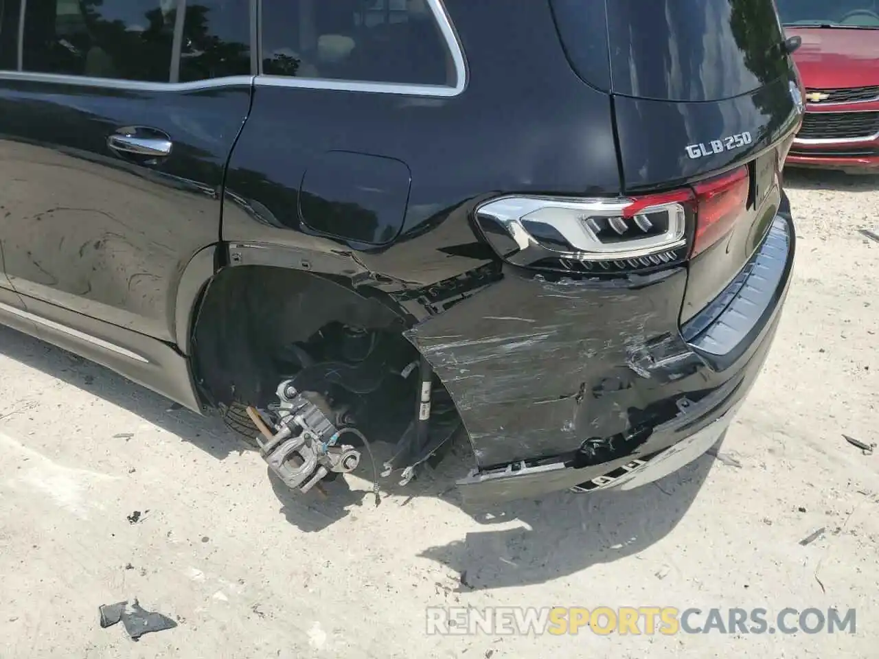 9 Photograph of a damaged car W1N4M4GB0MW081596 MERCEDES-BENZ GLB-CLASS 2021