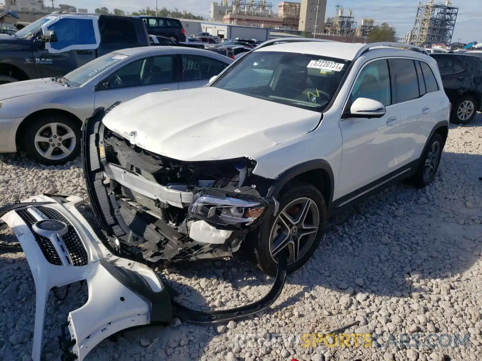 2 Photograph of a damaged car W1N4M4GB1MW114041 MERCEDES-BENZ GLB-CLASS 2021