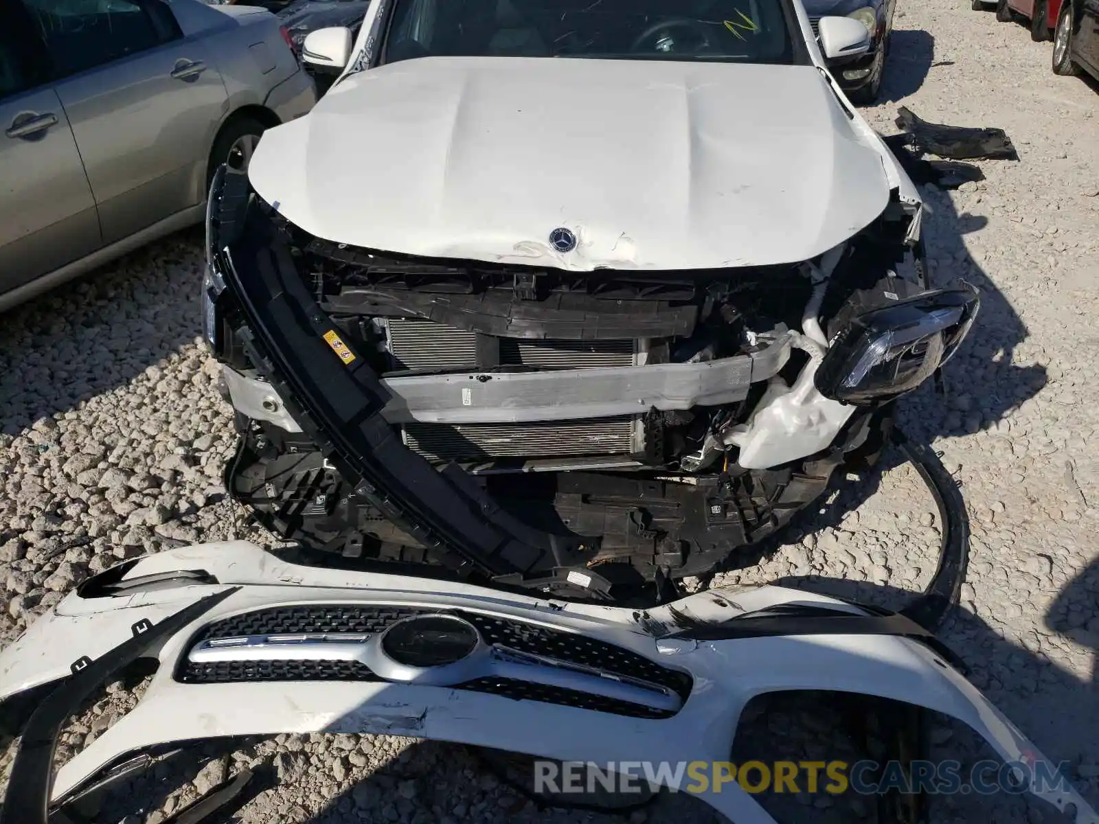 9 Photograph of a damaged car W1N4M4GB1MW114041 MERCEDES-BENZ GLB-CLASS 2021