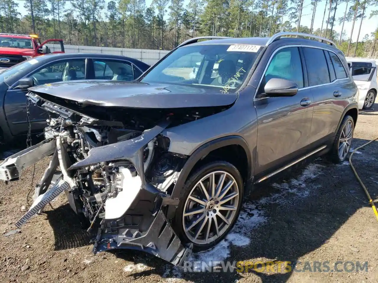 2 Photograph of a damaged car W1N4M4GB1MW136217 MERCEDES-BENZ GLB-CLASS 2021