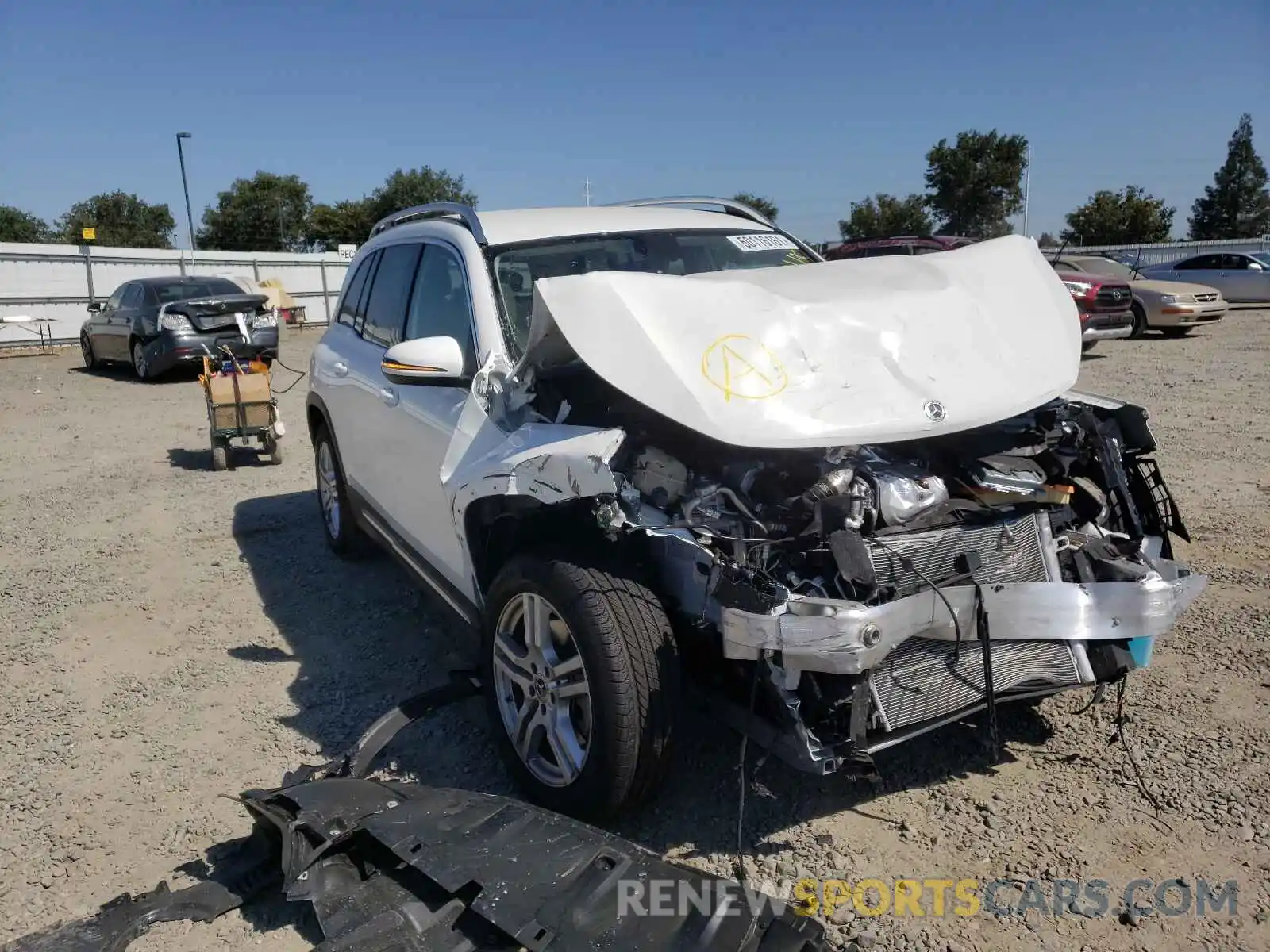 1 Photograph of a damaged car W1N4M4GB3MW115398 MERCEDES-BENZ GLB-CLASS 2021