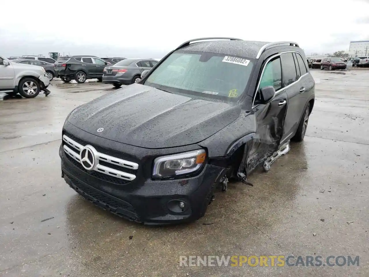 2 Photograph of a damaged car W1N4M4GB3MW142746 MERCEDES-BENZ GLB-CLASS 2021