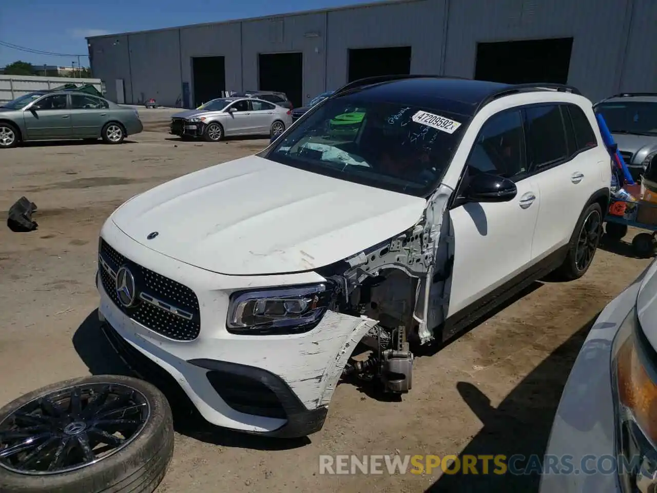 2 Photograph of a damaged car W1N4M4GB5MW101017 MERCEDES-BENZ GLB-CLASS 2021