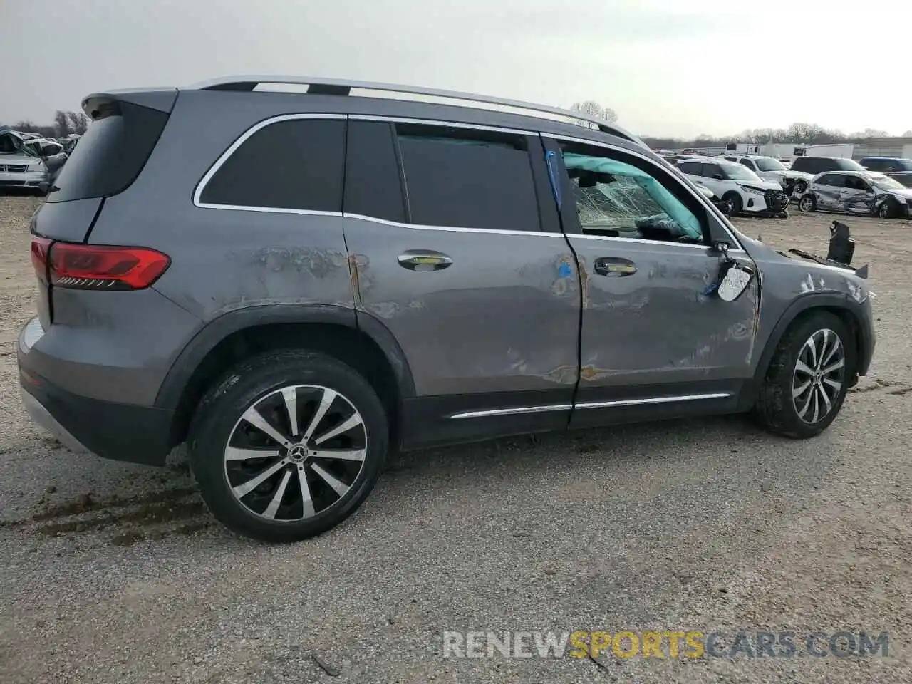 3 Photograph of a damaged car W1N4M4GB7MW142202 MERCEDES-BENZ GLB-CLASS 2021