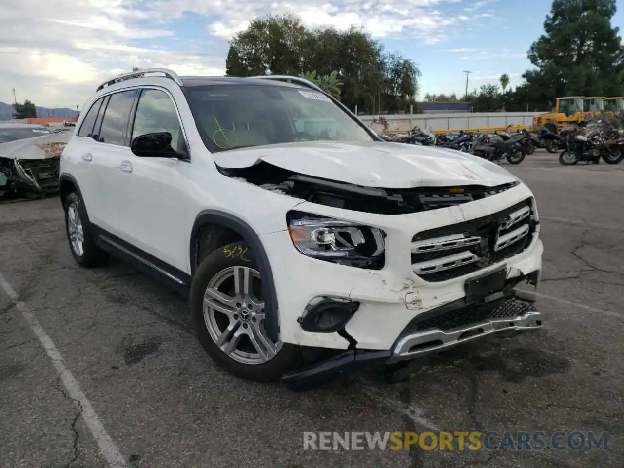 1 Photograph of a damaged car W1N4M4GB9MW094671 MERCEDES-BENZ GLB-CLASS 2021