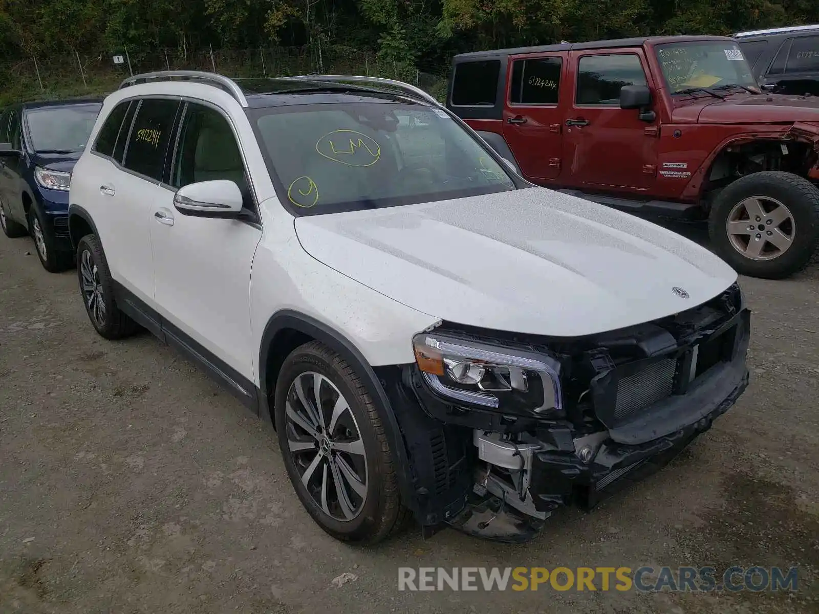 1 Photograph of a damaged car W1N4M4HB1MW086613 MERCEDES-BENZ GLB-CLASS 2021