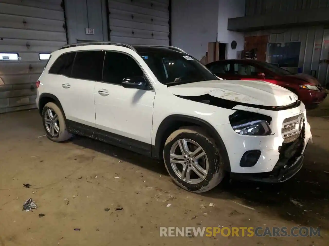 4 Photograph of a damaged car W1N4M4HB1MW119089 MERCEDES-BENZ GLB-CLASS 2021