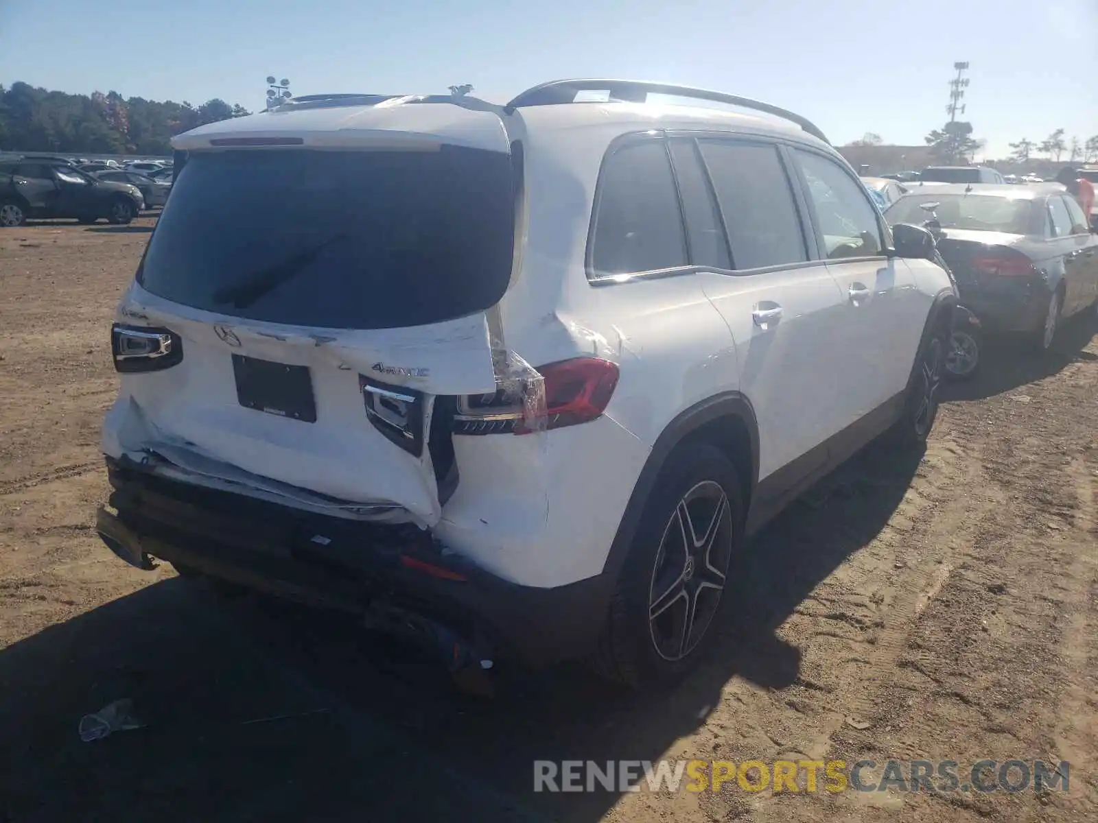 4 Photograph of a damaged car W1N4M4HB1MW123188 MERCEDES-BENZ GLB-CLASS 2021