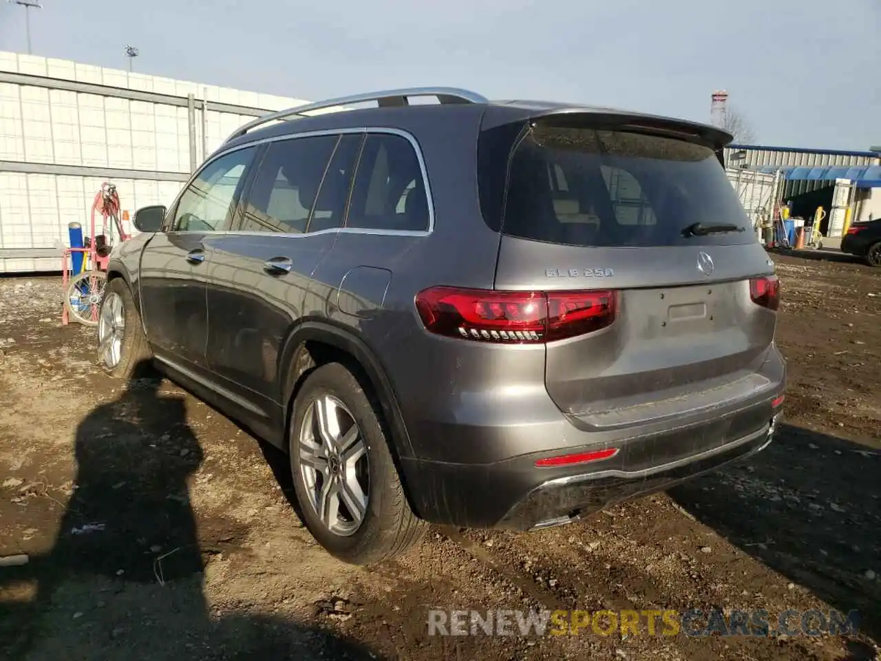 3 Photograph of a damaged car W1N4M4HB2MW110773 MERCEDES-BENZ GLB-CLASS 2021