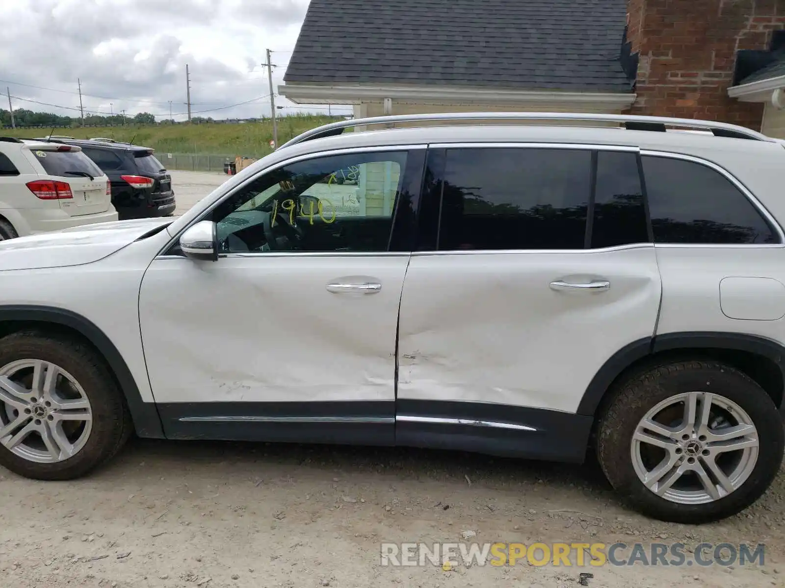 9 Photograph of a damaged car W1N4M4HB2MW122356 MERCEDES-BENZ GLB-CLASS 2021