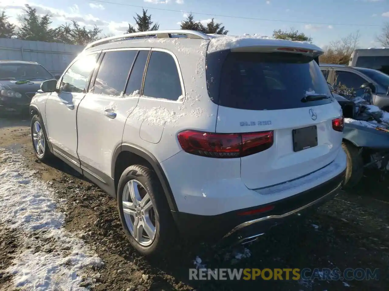 3 Photograph of a damaged car W1N4M4HB3MW141062 MERCEDES-BENZ GLB-CLASS 2021