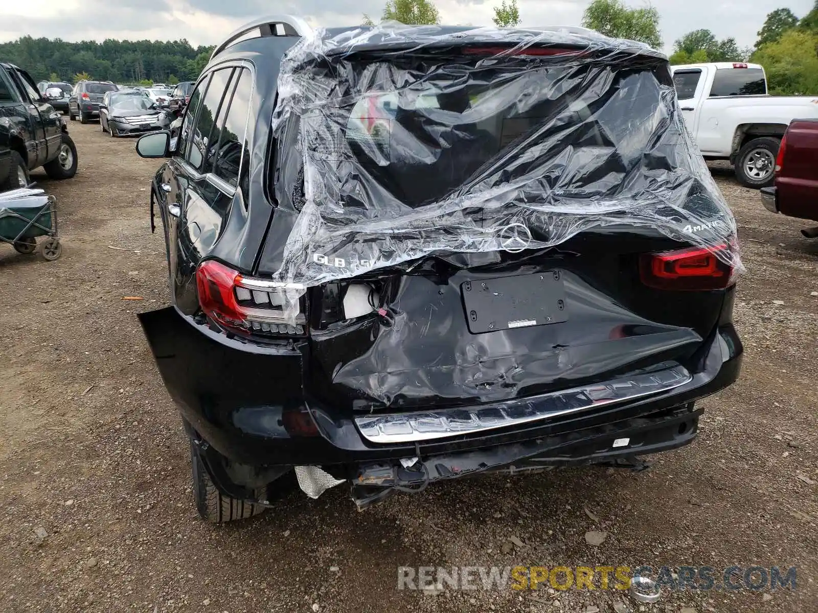 9 Photograph of a damaged car W1N4M4HB5MW099025 MERCEDES-BENZ GLB-CLASS 2021