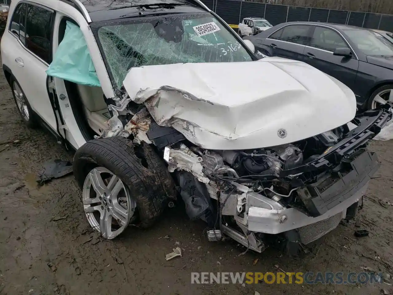 9 Photograph of a damaged car W1N4M4HB6MW097283 MERCEDES-BENZ GLB-CLASS 2021