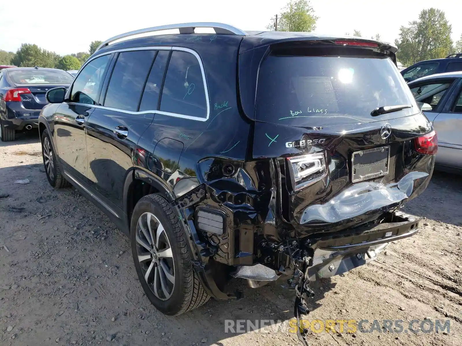 3 Photograph of a damaged car W1N4M4HB6MW129598 MERCEDES-BENZ GLB-CLASS 2021