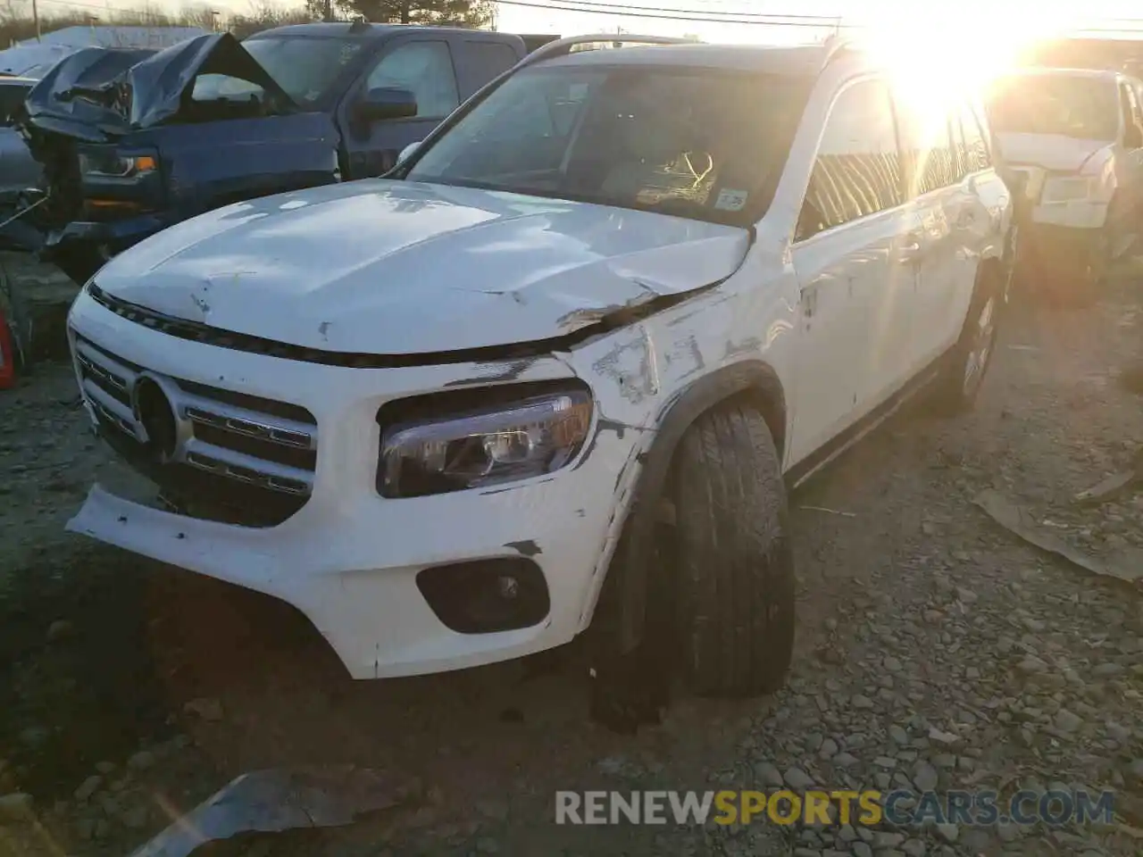 2 Photograph of a damaged car W1N4M4HB6MW143968 MERCEDES-BENZ GLB-CLASS 2021