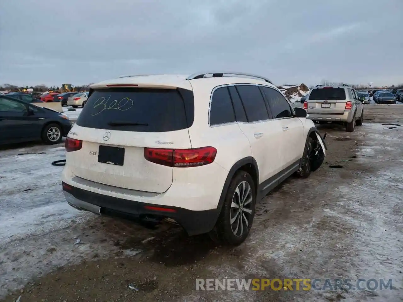 4 Photograph of a damaged car W1N4M4HB6MW146093 MERCEDES-BENZ GLB-CLASS 2021