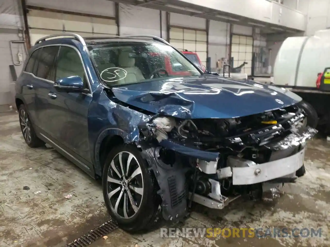 1 Photograph of a damaged car W1N4M4HB7MW121851 MERCEDES-BENZ GLB-CLASS 2021