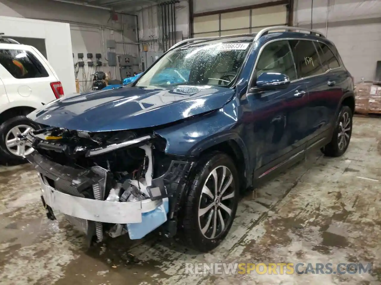 2 Photograph of a damaged car W1N4M4HB7MW121851 MERCEDES-BENZ GLB-CLASS 2021