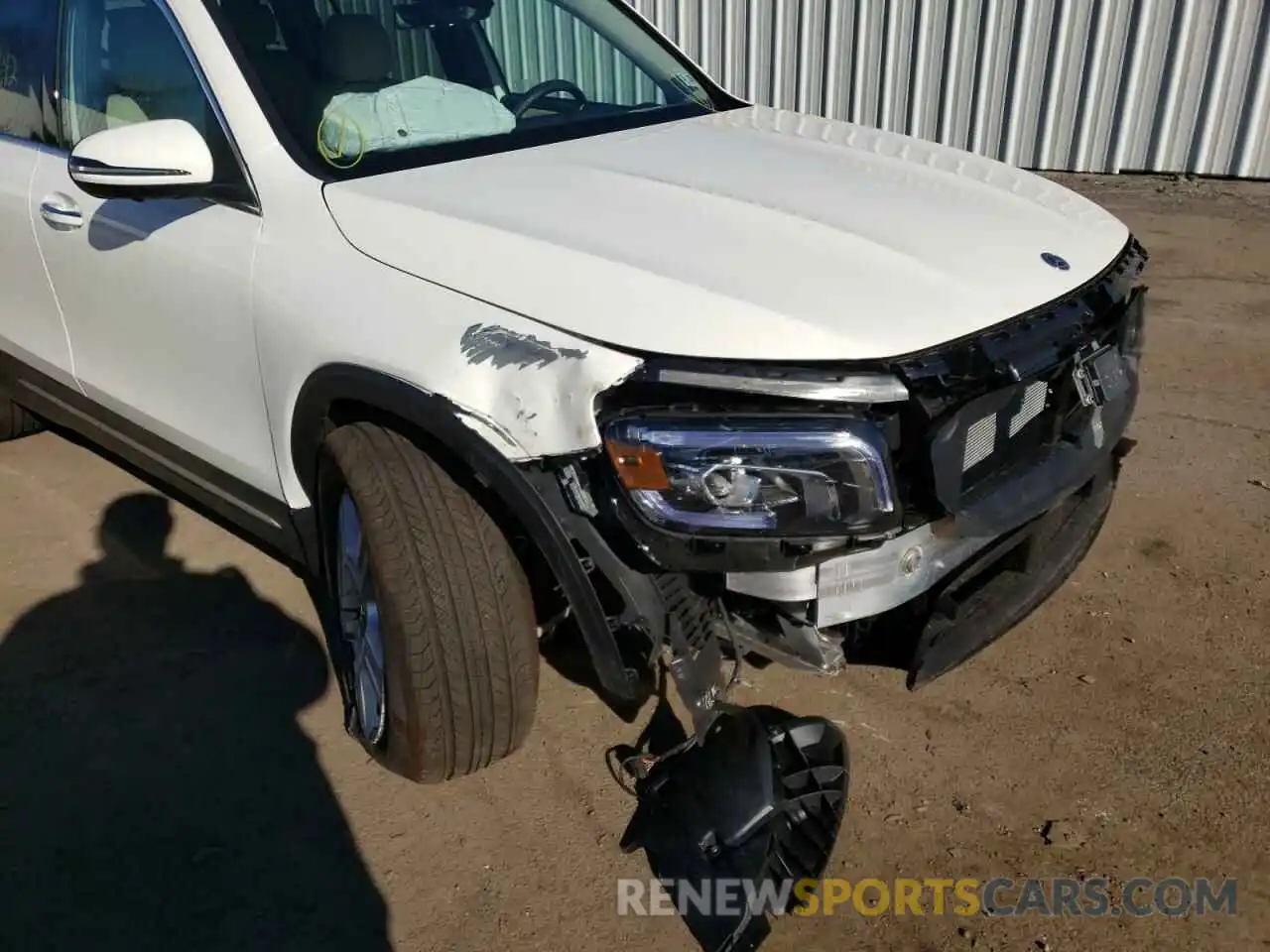 9 Photograph of a damaged car W1N4M4HBXMW114599 MERCEDES-BENZ GLB-CLASS 2021