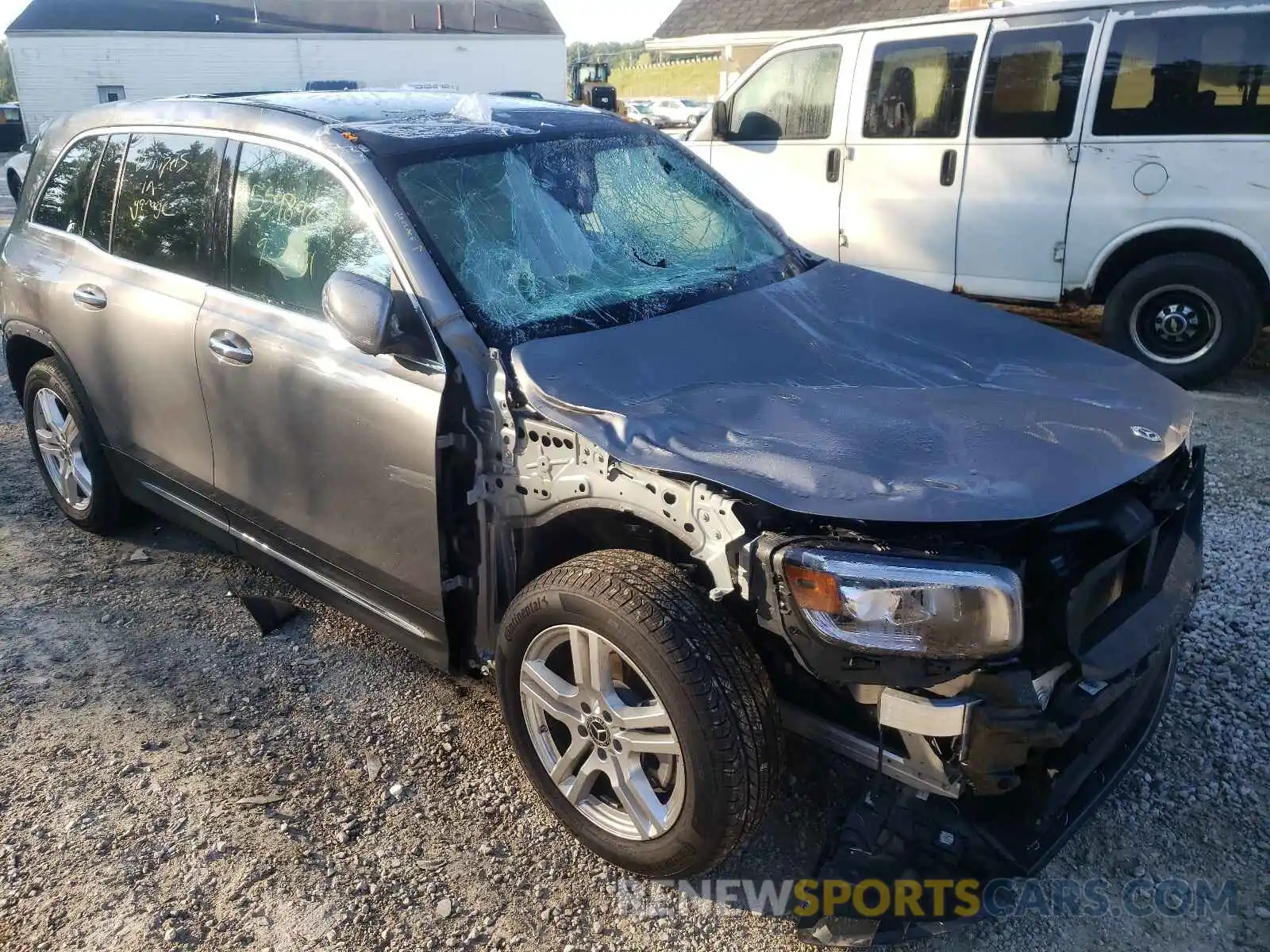 9 Photograph of a damaged car W1N4M4HBXMW138904 MERCEDES-BENZ GLB-CLASS 2021