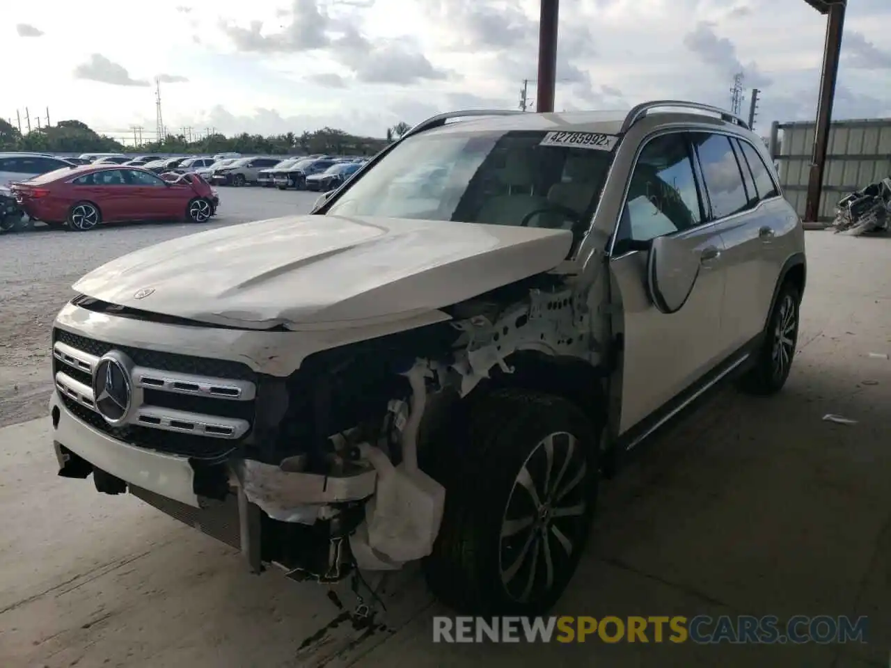 2 Photograph of a damaged car W1N4M4HBXMW143195 MERCEDES-BENZ GLB-CLASS 2021