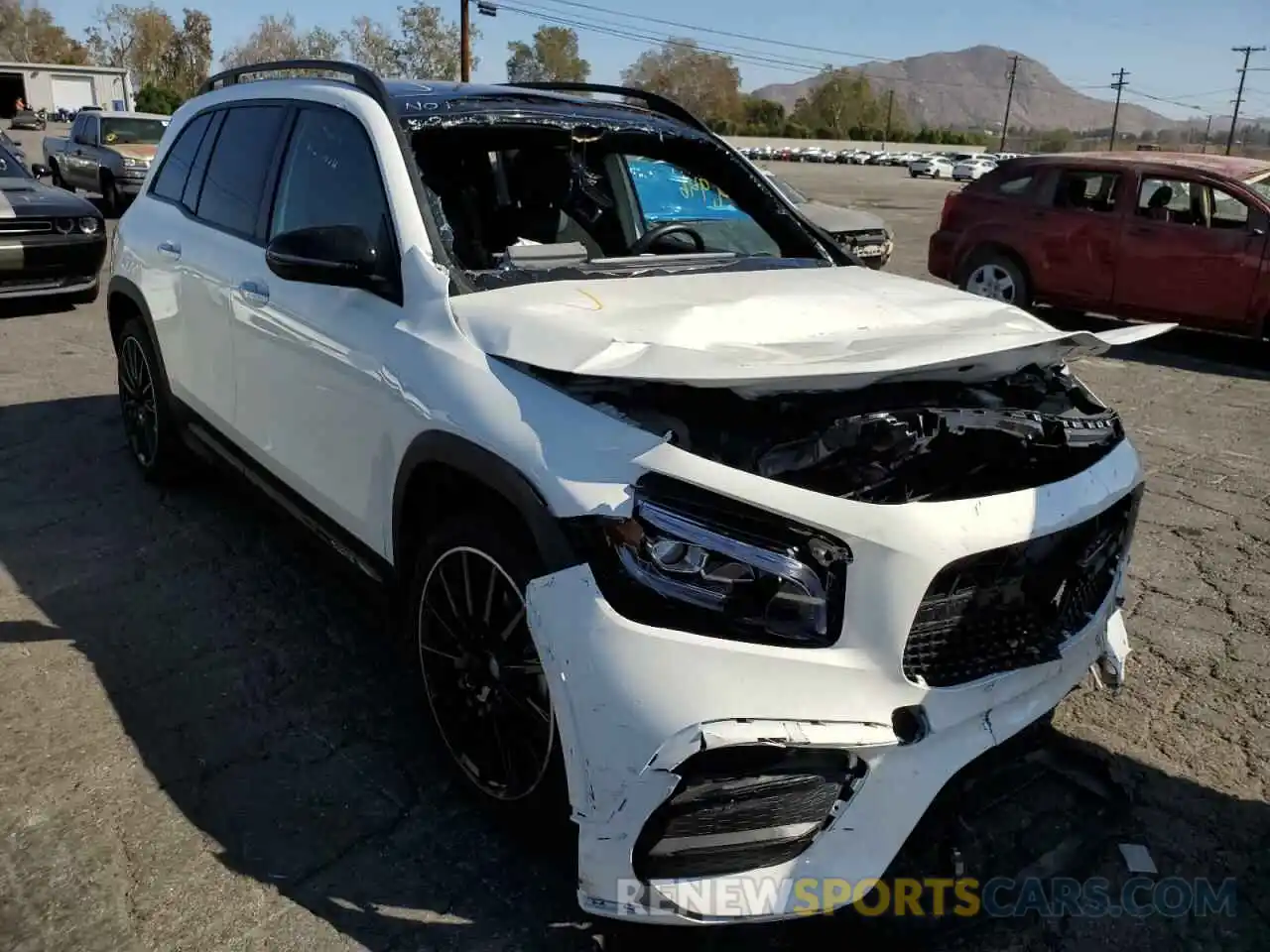 1 Photograph of a damaged car W1N4M4GB2NW196735 MERCEDES-BENZ GLB-CLASS 2022