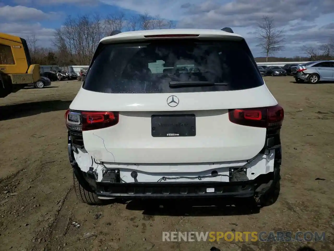 6 Photograph of a damaged car W1N4M4HBXNW234212 MERCEDES-BENZ GLB-CLASS 2022