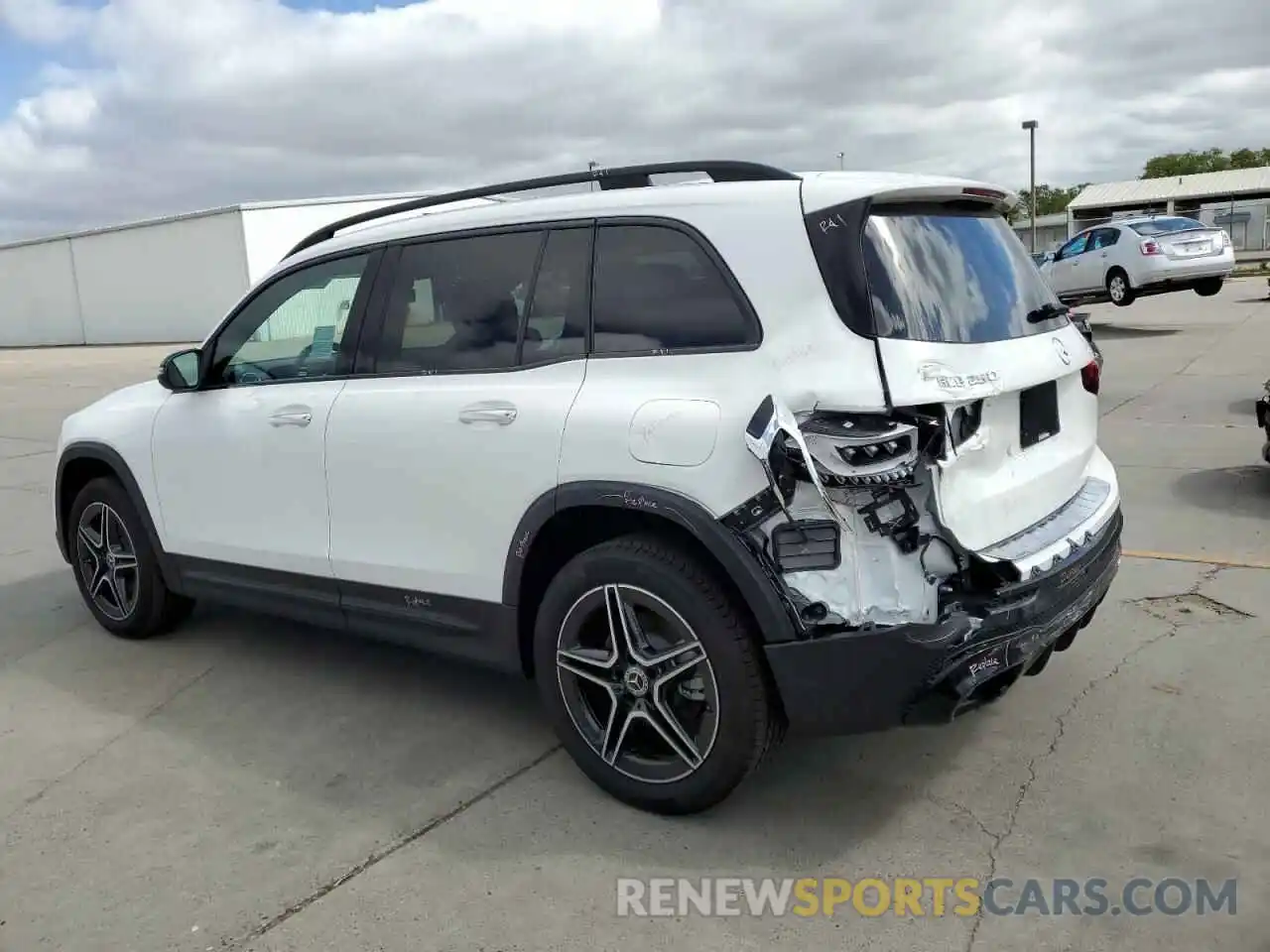 2 Photograph of a damaged car W1N4M4GB7PW328245 MERCEDES-BENZ GLB-CLASS 2023