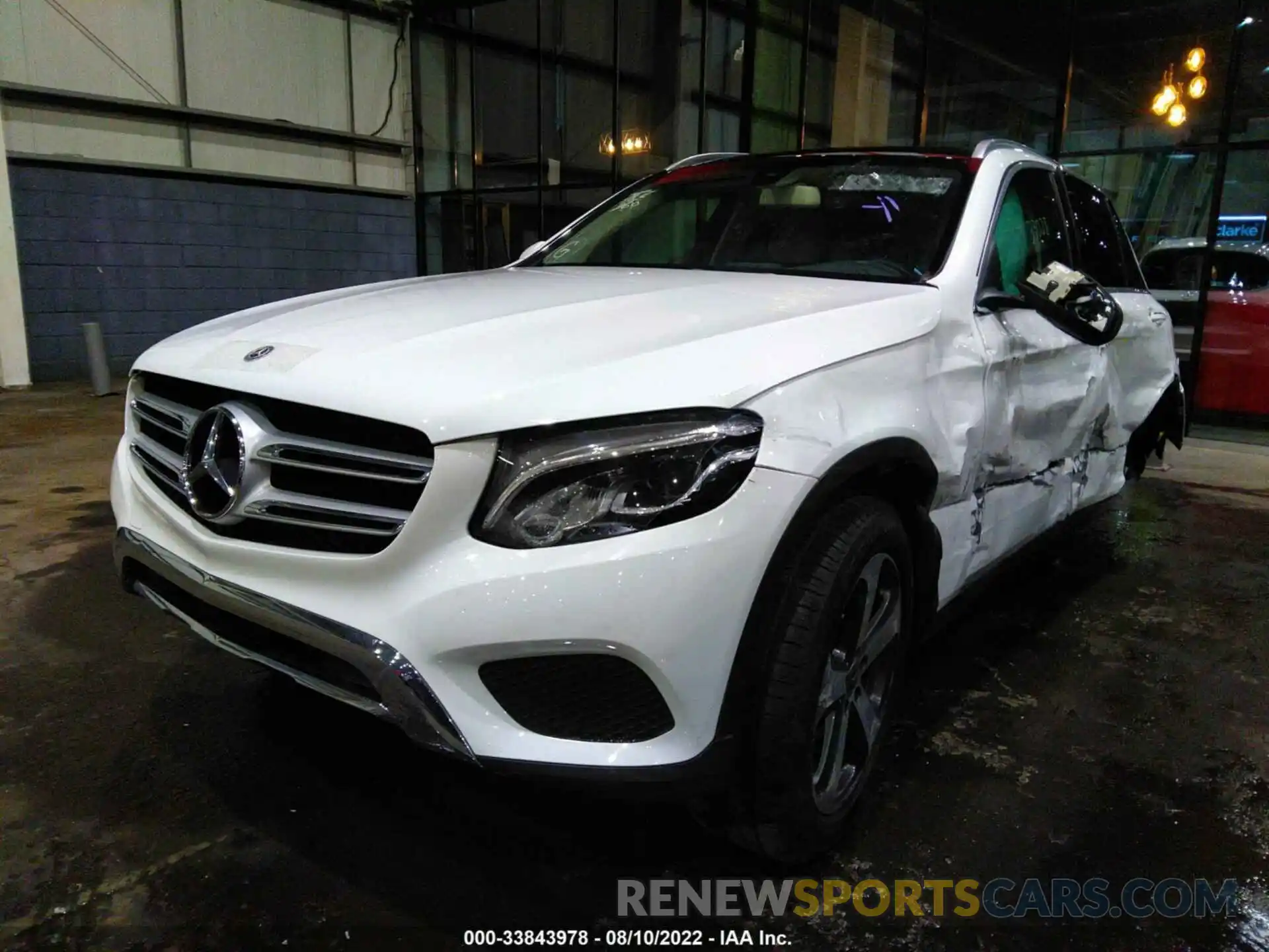 2 Photograph of a damaged car 00C0G4JB8KF664379 MERCEDES-BENZ GLC 2019