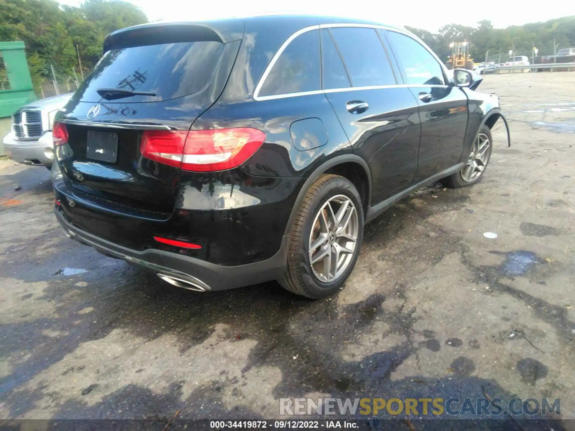 4 Photograph of a damaged car WDC0G4JB0KV125003 MERCEDES-BENZ GLC 2019