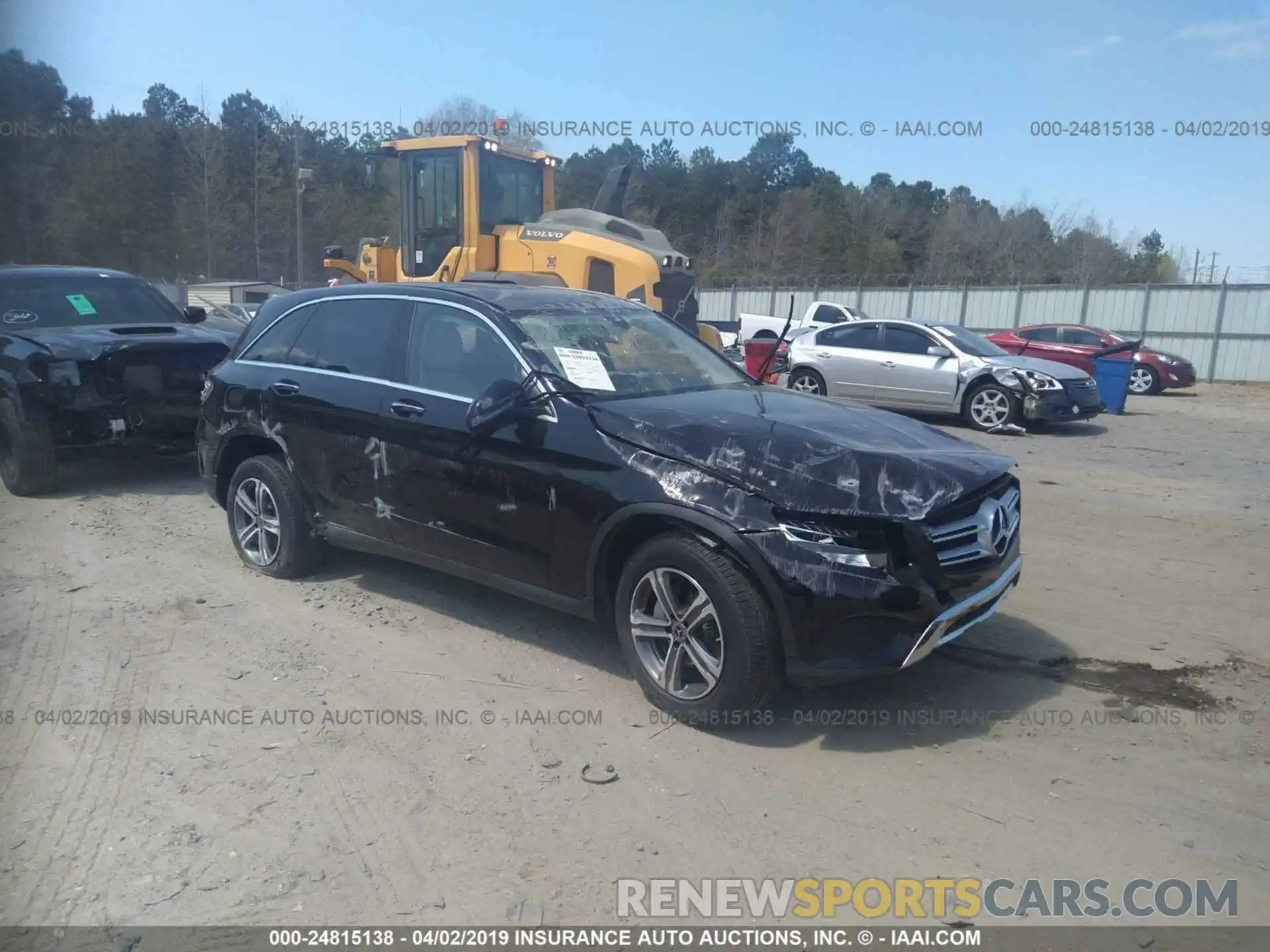 1 Photograph of a damaged car WDC0G4JB0KV133084 MERCEDES-BENZ GLC 2019