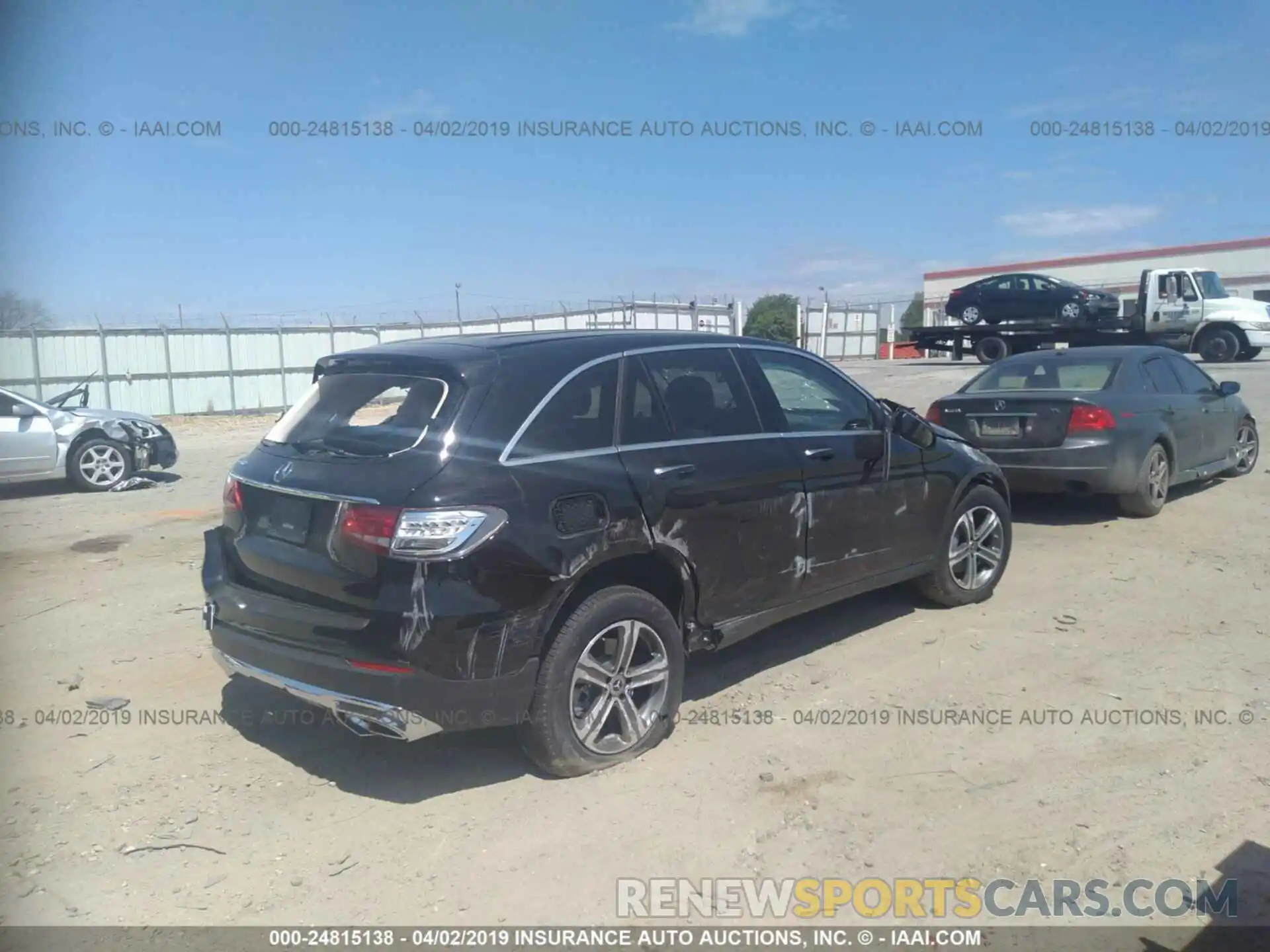 4 Photograph of a damaged car WDC0G4JB0KV133084 MERCEDES-BENZ GLC 2019