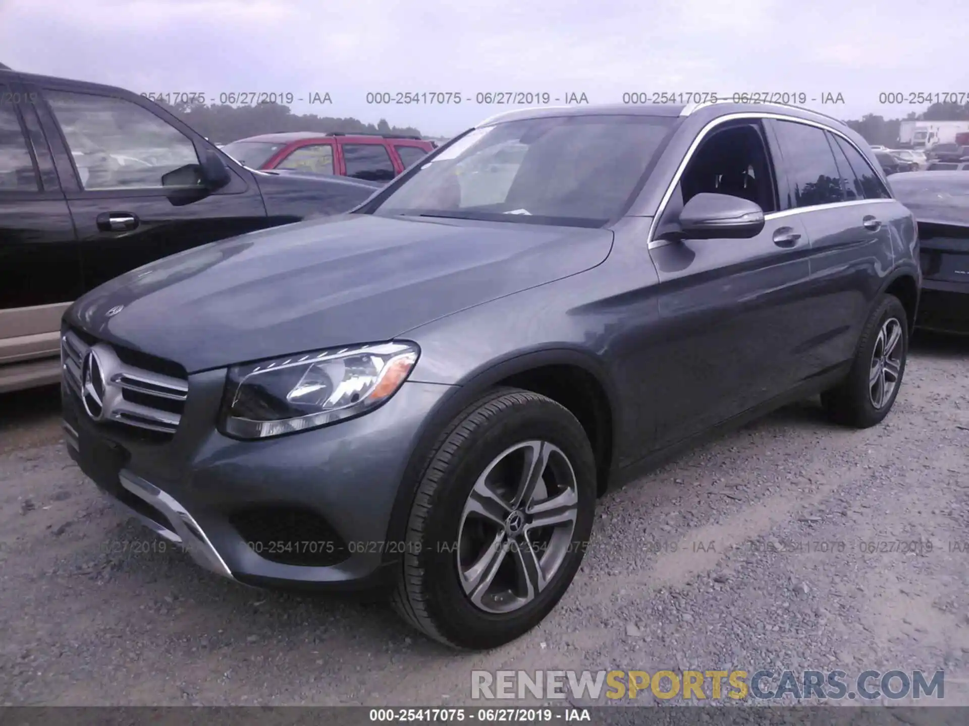 2 Photograph of a damaged car WDC0G4JB0KV142769 MERCEDES-BENZ GLC 2019