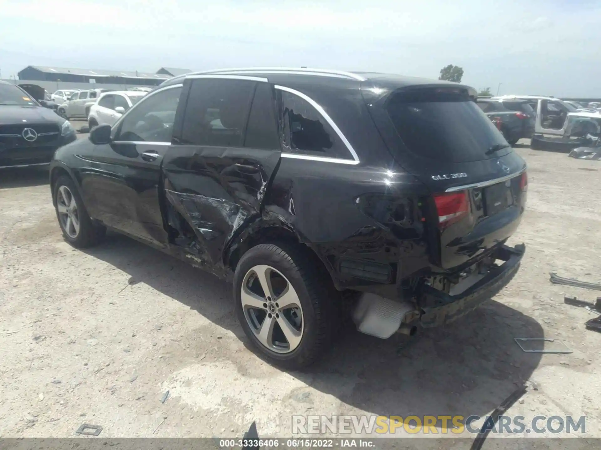 3 Photograph of a damaged car WDC0G4JB0KV171740 MERCEDES-BENZ GLC 2019