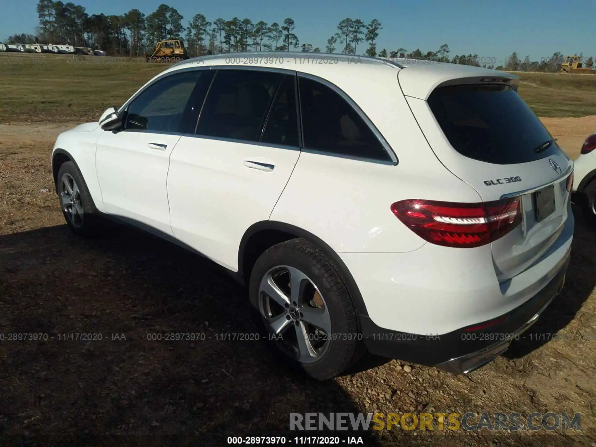 3 Photograph of a damaged car WDC0G4JB0KV190921 MERCEDES-BENZ GLC 2019