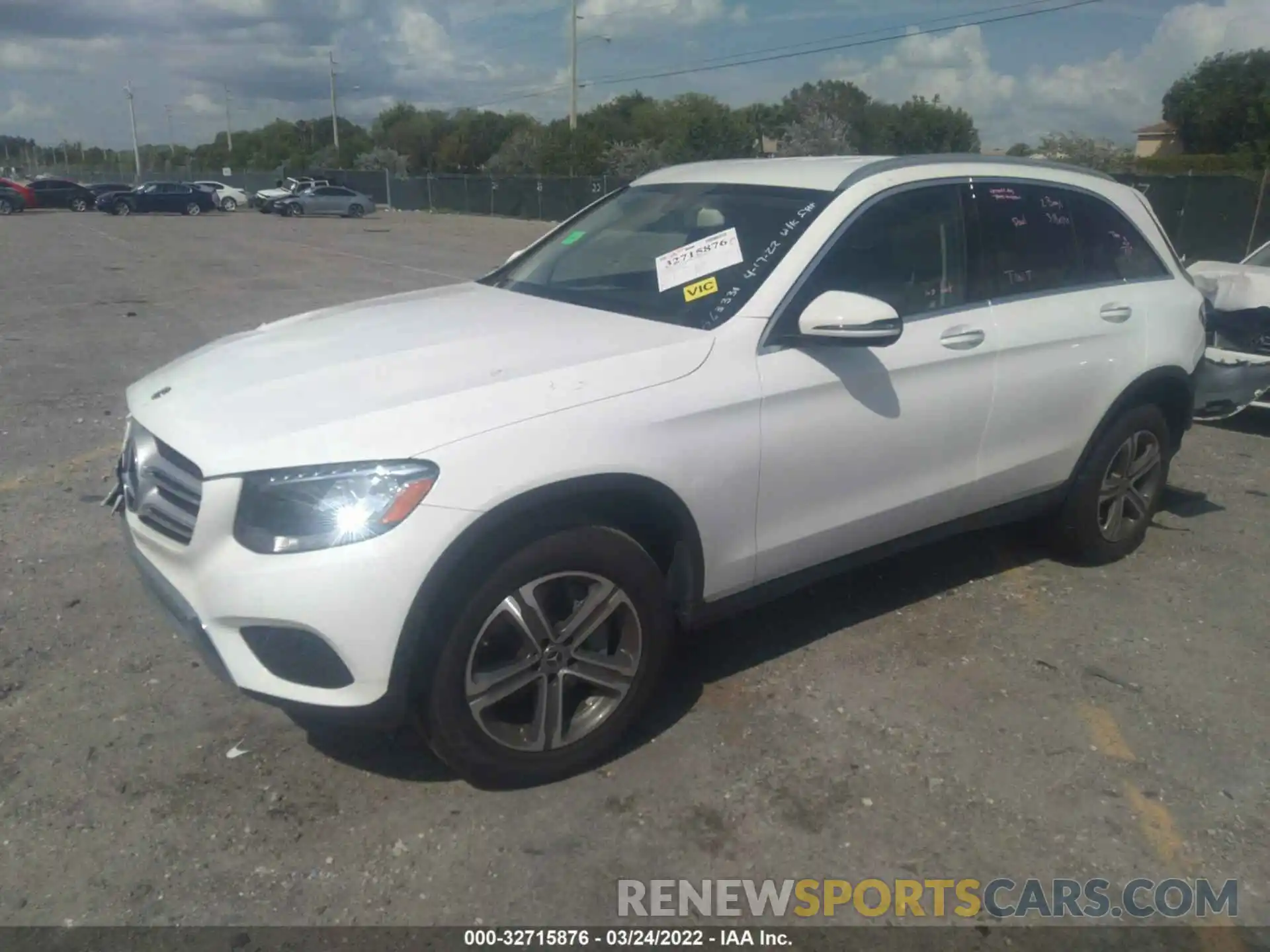 2 Photograph of a damaged car WDC0G4JB1KF563331 MERCEDES-BENZ GLC 2019