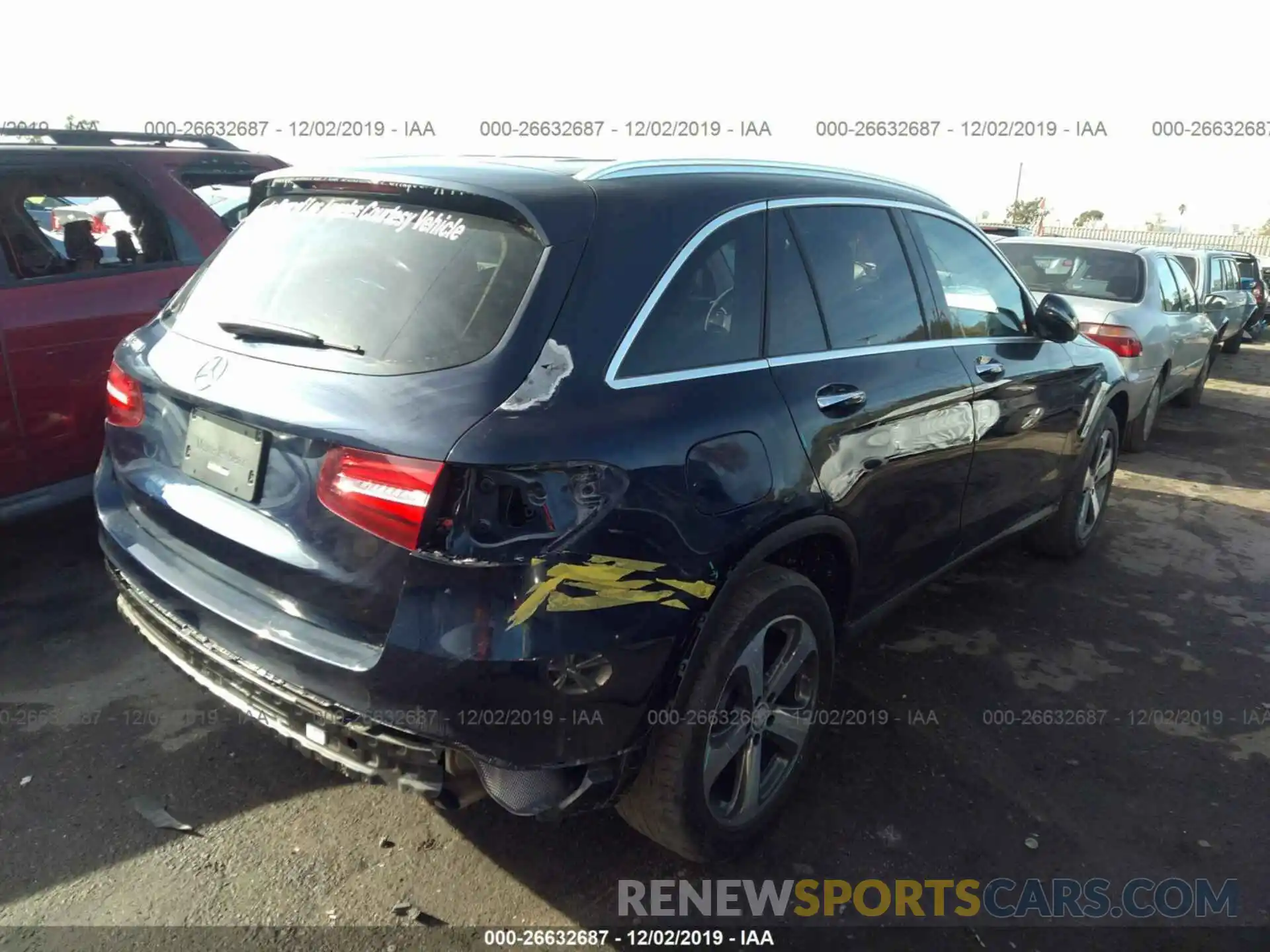 4 Photograph of a damaged car WDC0G4JB1KF596944 MERCEDES-BENZ GLC 2019