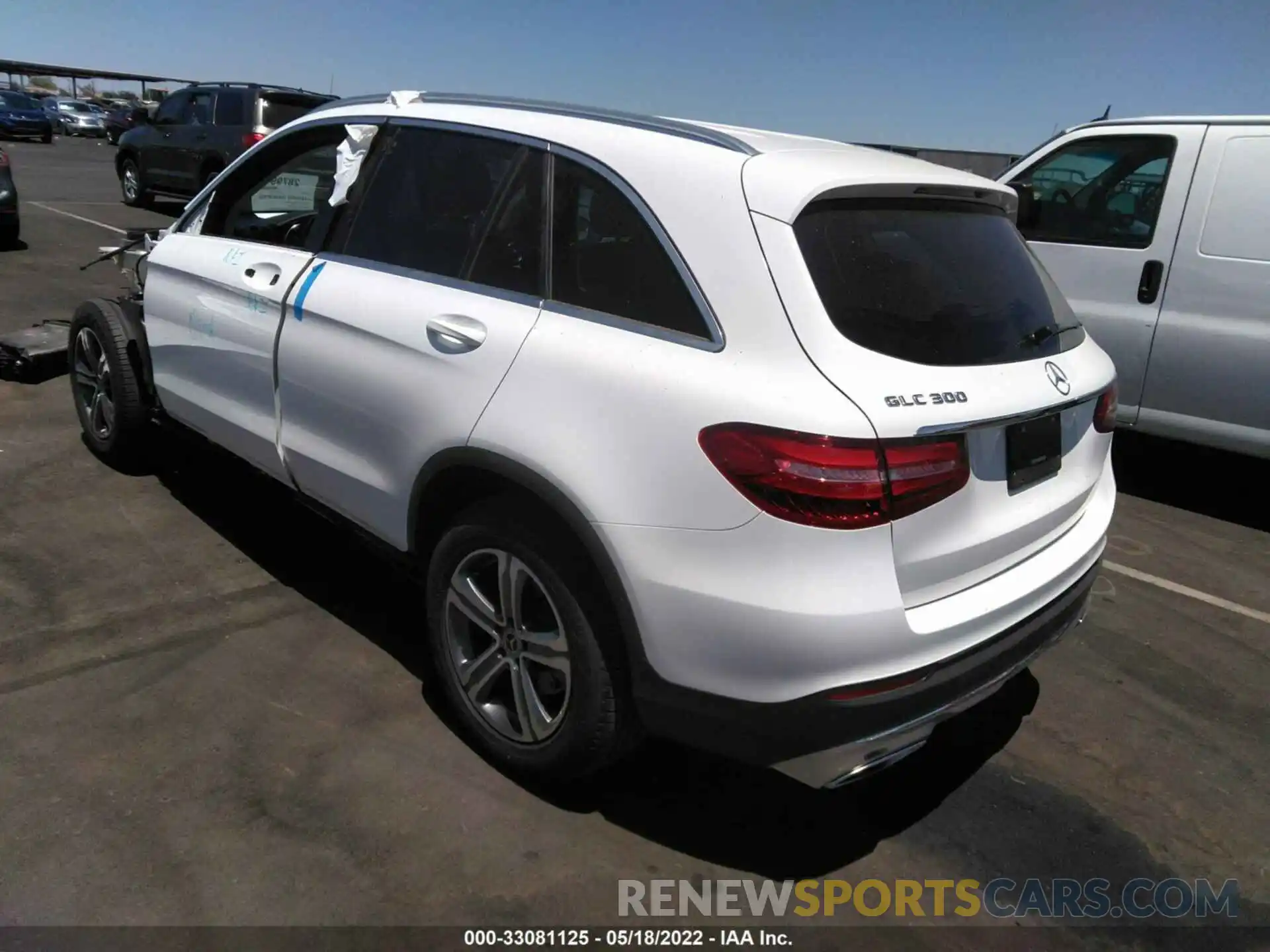 3 Photograph of a damaged car WDC0G4JB1KV127455 MERCEDES-BENZ GLC 2019