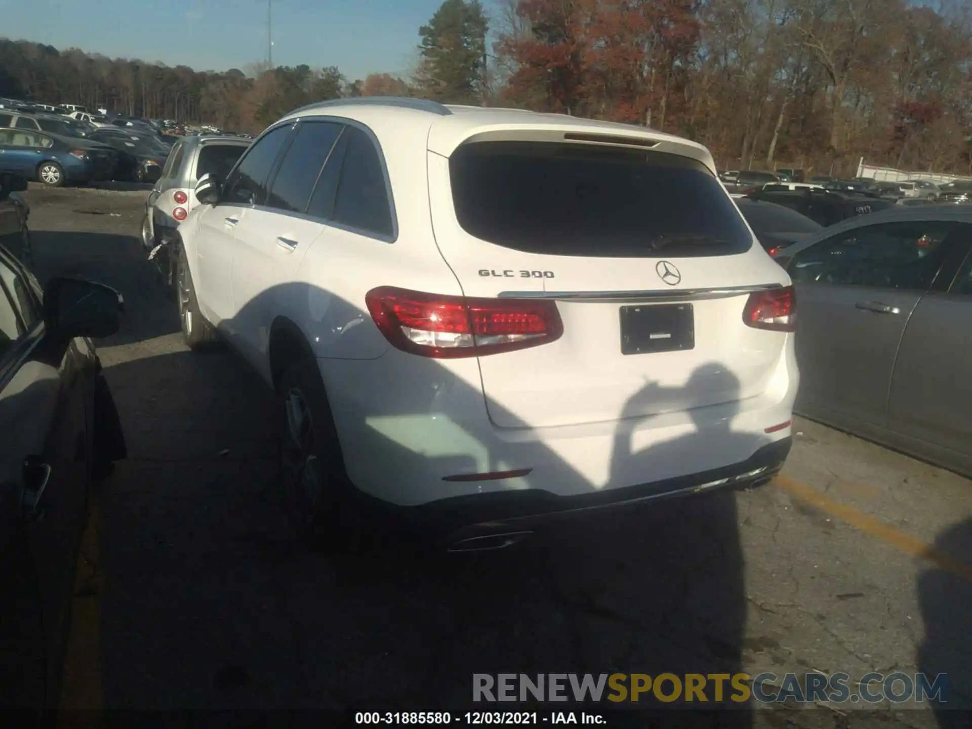 3 Photograph of a damaged car WDC0G4JB1KV147088 MERCEDES-BENZ GLC 2019