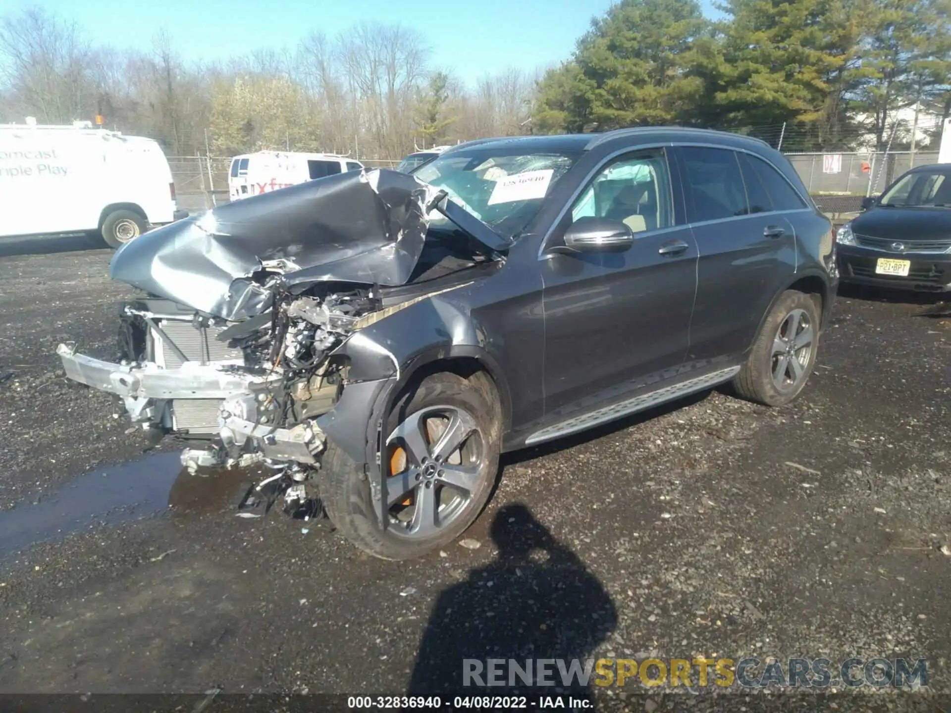 2 Photograph of a damaged car WDC0G4JB1KV153215 MERCEDES-BENZ GLC 2019