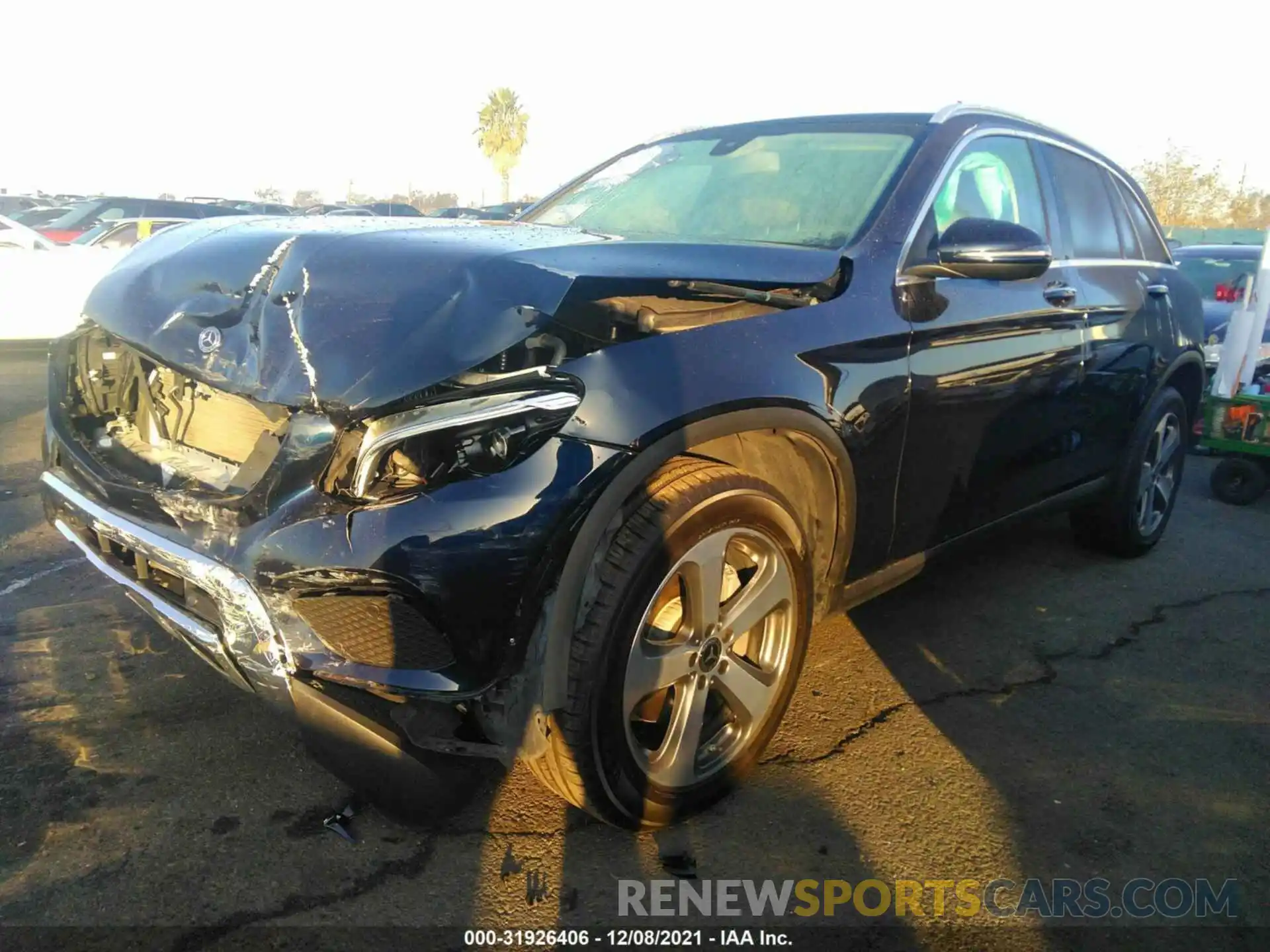 2 Photograph of a damaged car WDC0G4JB1KV175859 MERCEDES-BENZ GLC 2019