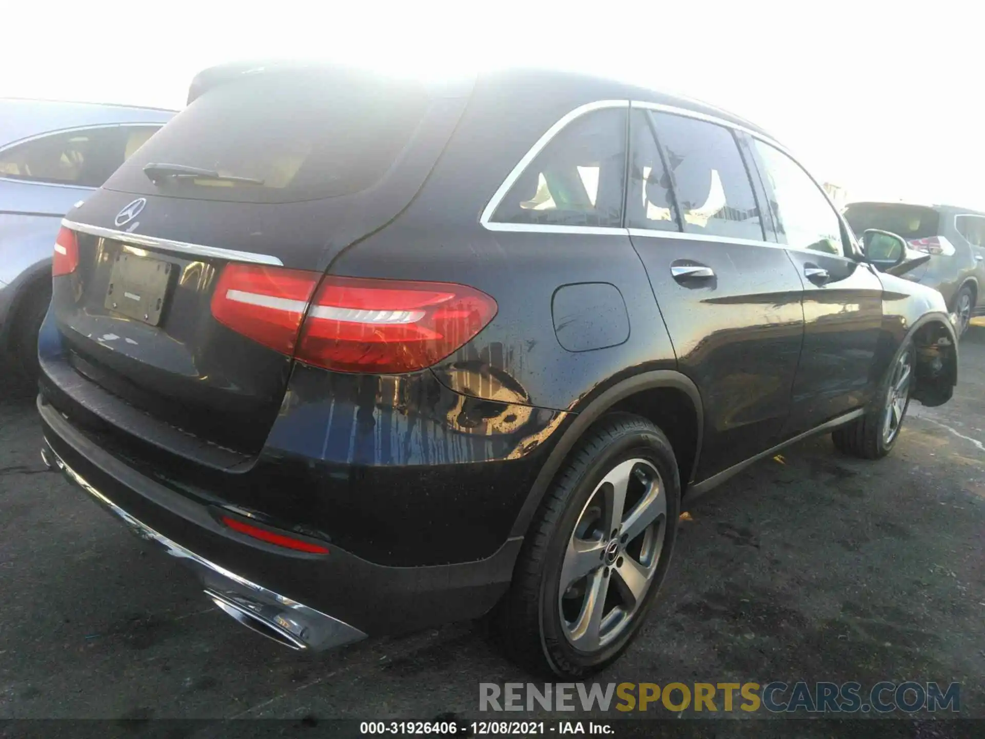 4 Photograph of a damaged car WDC0G4JB1KV175859 MERCEDES-BENZ GLC 2019