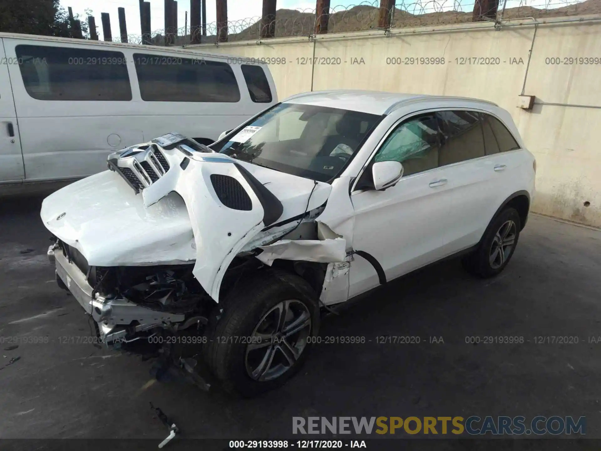 2 Фотография поврежденного автомобиля WDC0G4JB1KV181905 MERCEDES-BENZ GLC 2019