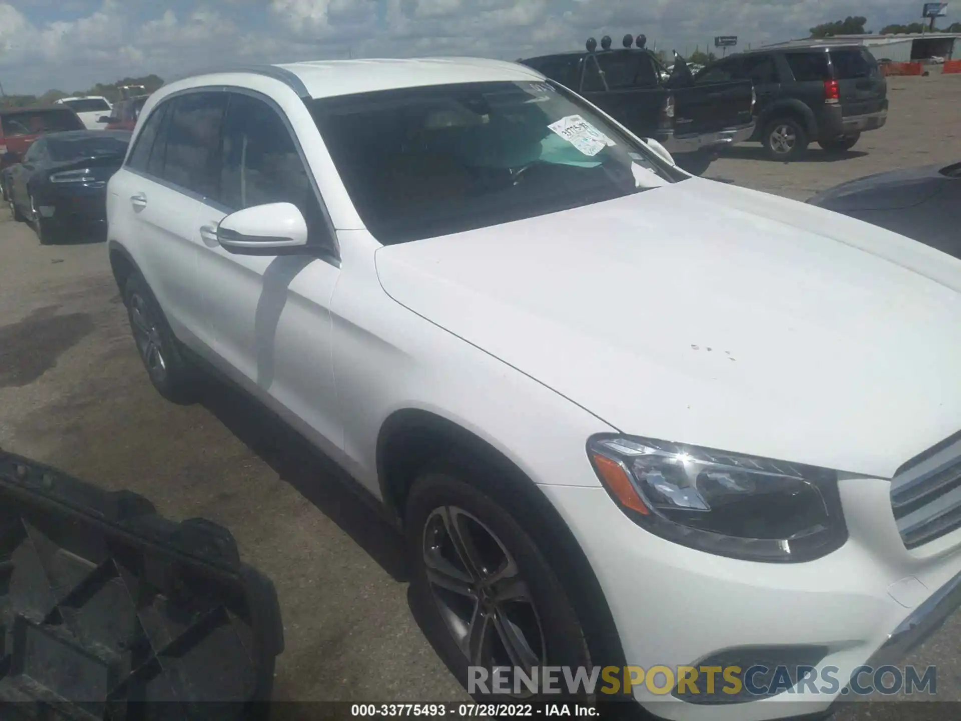 1 Photograph of a damaged car WDC0G4JB2KF560230 MERCEDES-BENZ GLC 2019