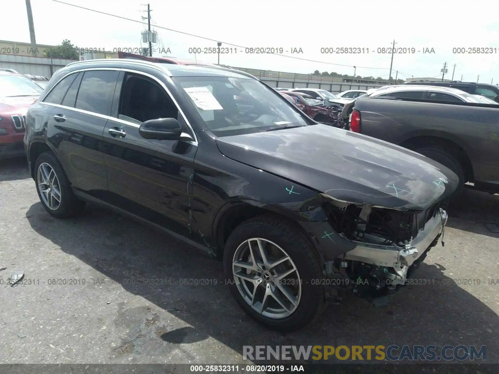 1 Photograph of a damaged car WDC0G4JB2KF598301 MERCEDES-BENZ GLC 2019